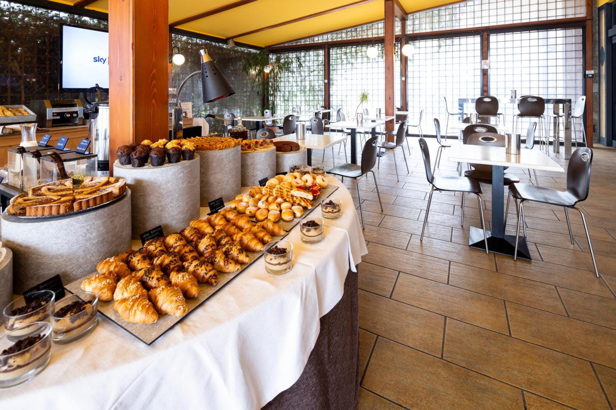 Best Western Hotel Cristallo Rovigo Bagian luar foto