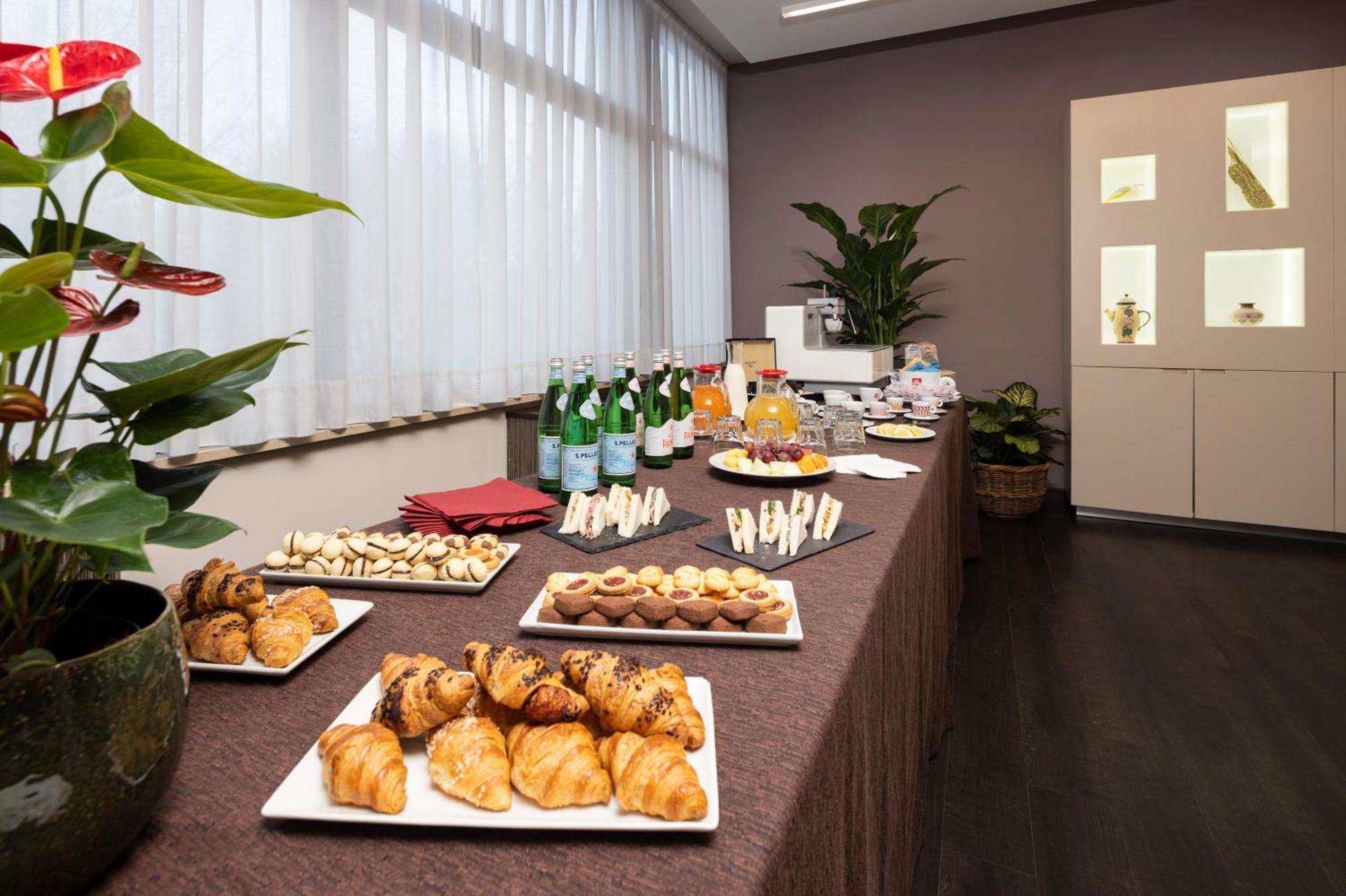 Best Western Hotel Cristallo Rovigo Bagian luar foto
